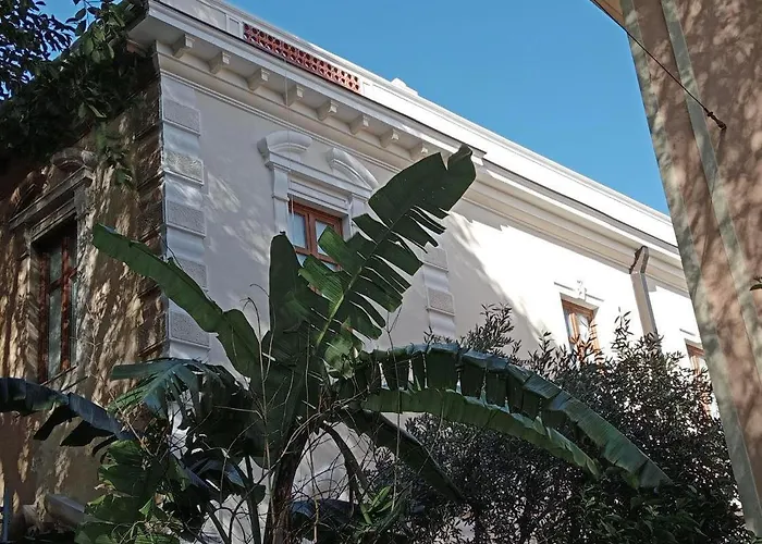 Nuovo, Tranquilla E In Citta